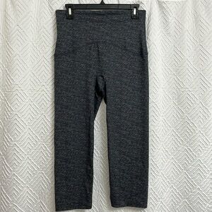 SPANX by Sara Blakely Gray Capri Leggings Size XL